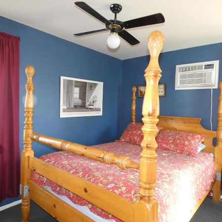 Blue Fish Cove Resort Clearlake Oaks Екстериор снимка