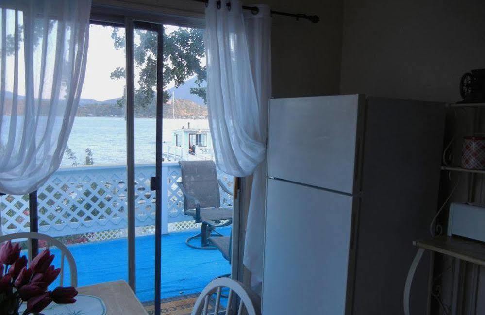 Blue Fish Cove Resort Clearlake Oaks Екстериор снимка